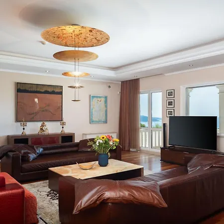 Апартаменты Great Sunsets And Views Of The Famous Of